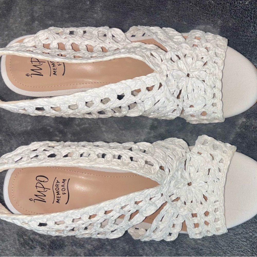 Impo Women's Cream Crochet Sandals